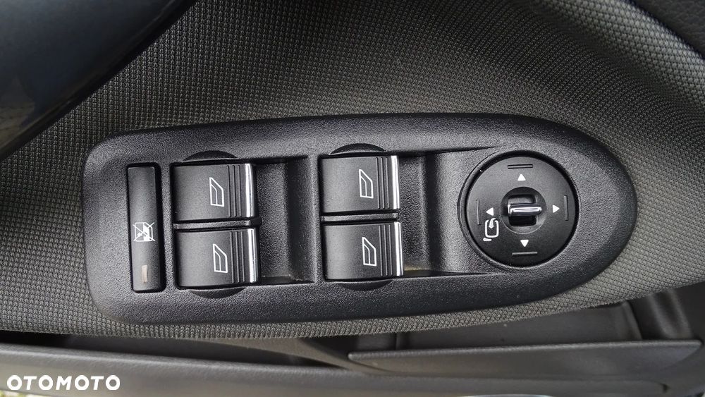 Ford Kuga 2.0 TDCi Titanium - 16