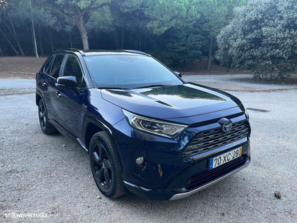 Toyota RAV4 2.5 HDF Square Collection