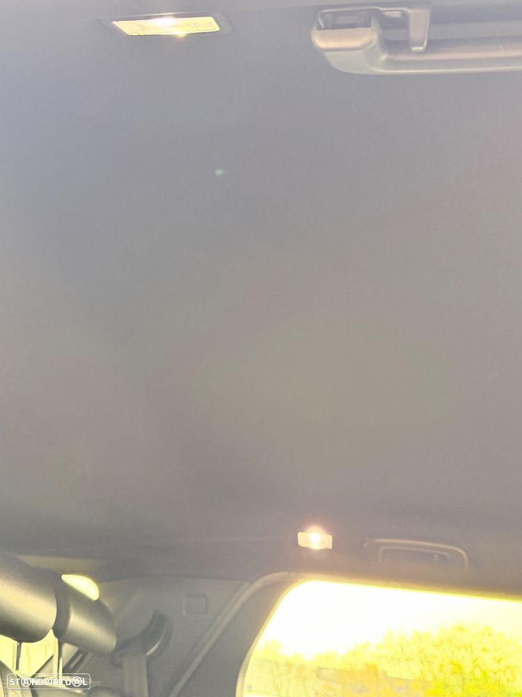 Land Rover Discovery Sport 2.0 TD4 HSE Luxury 7L Auto - 13