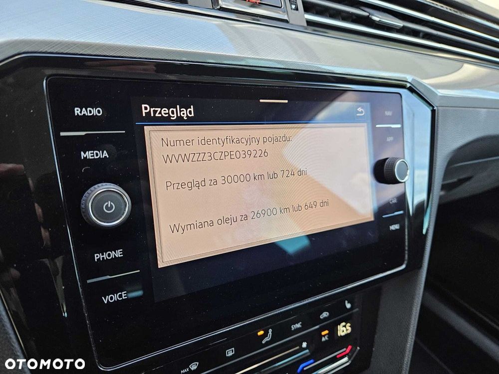 Volkswagen Passat 2.0 TDI EVO Business DSG - 20