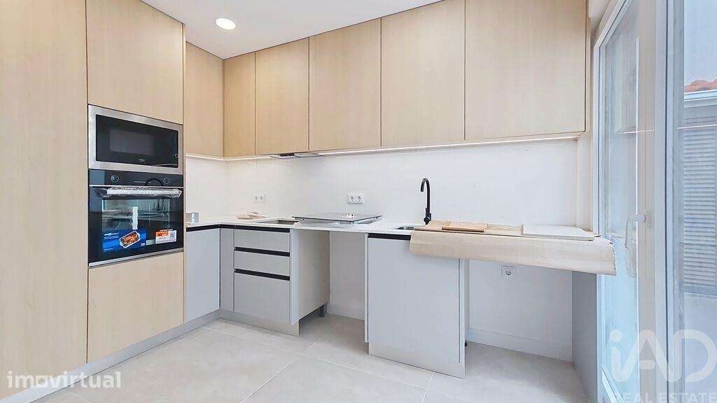 Apartamento T2 em Santa Maria, São Pedro E Matacães de 143,00 m2 - Grande imagem: 2/30