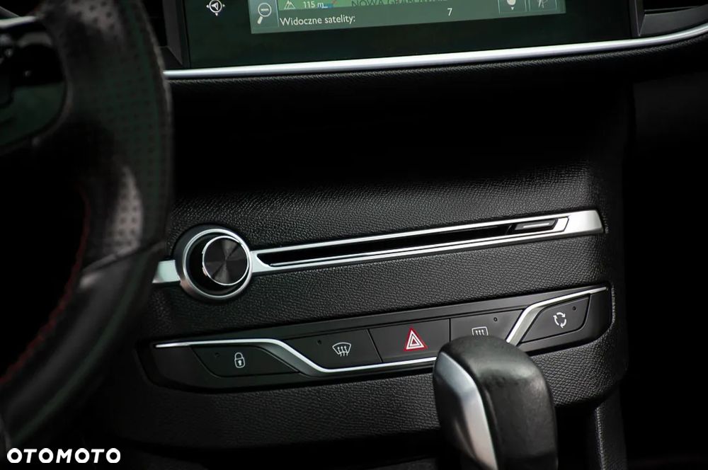 Peugeot 308 BlueHDi 150 EAT6 Stop & Start GT-Line Edition - 36