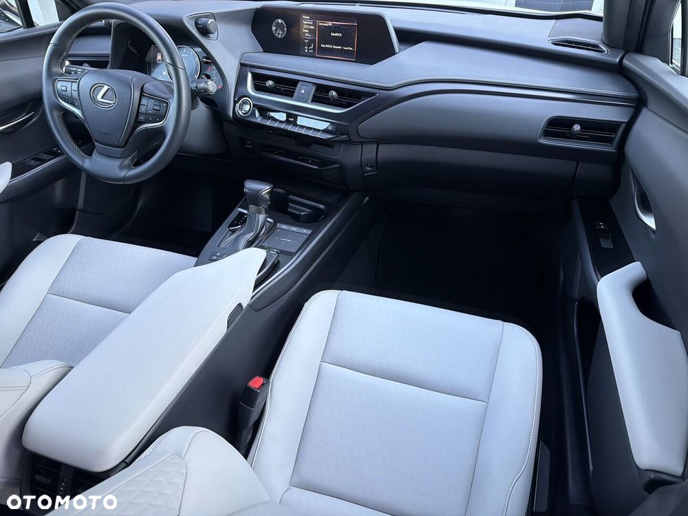 Lexus UX 200 GPF F Impression 2WD - 20