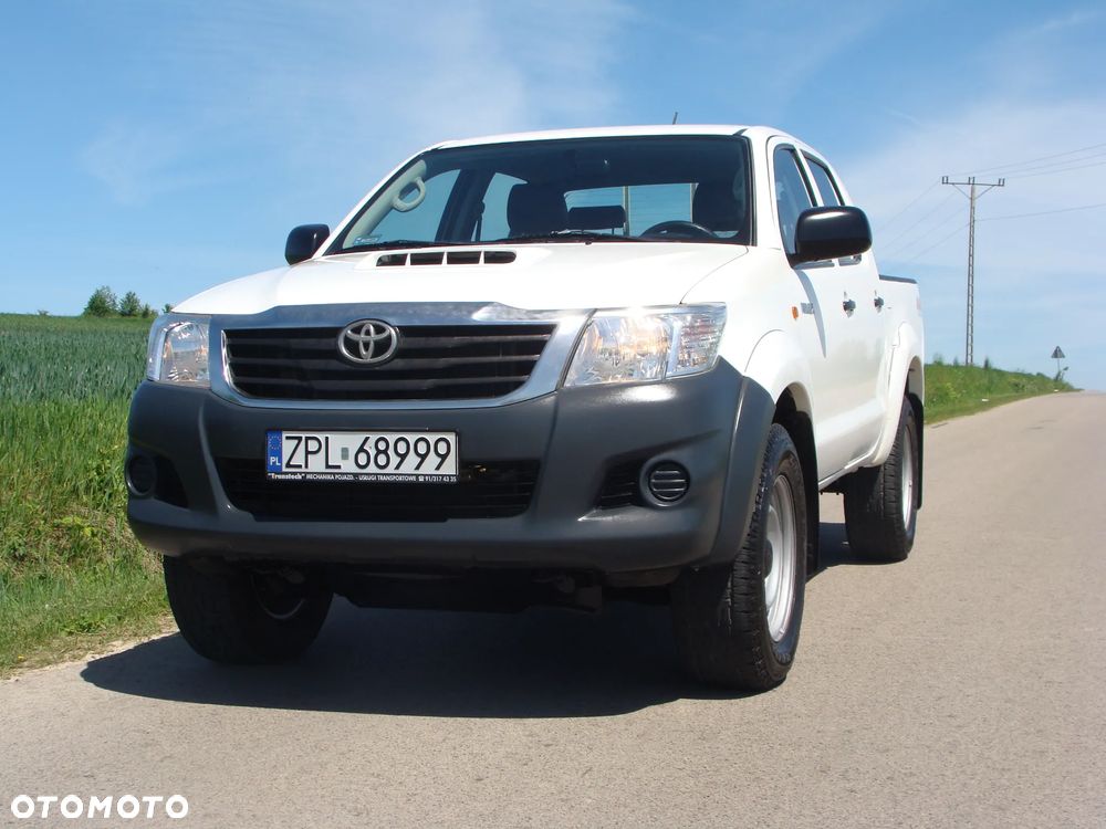 Toyota Hilux 2.5 D-4D DLX - 5