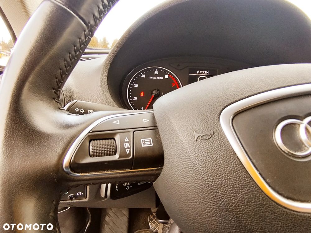 Audi A3 Sportback 1.4 TFSI Attraction - 31