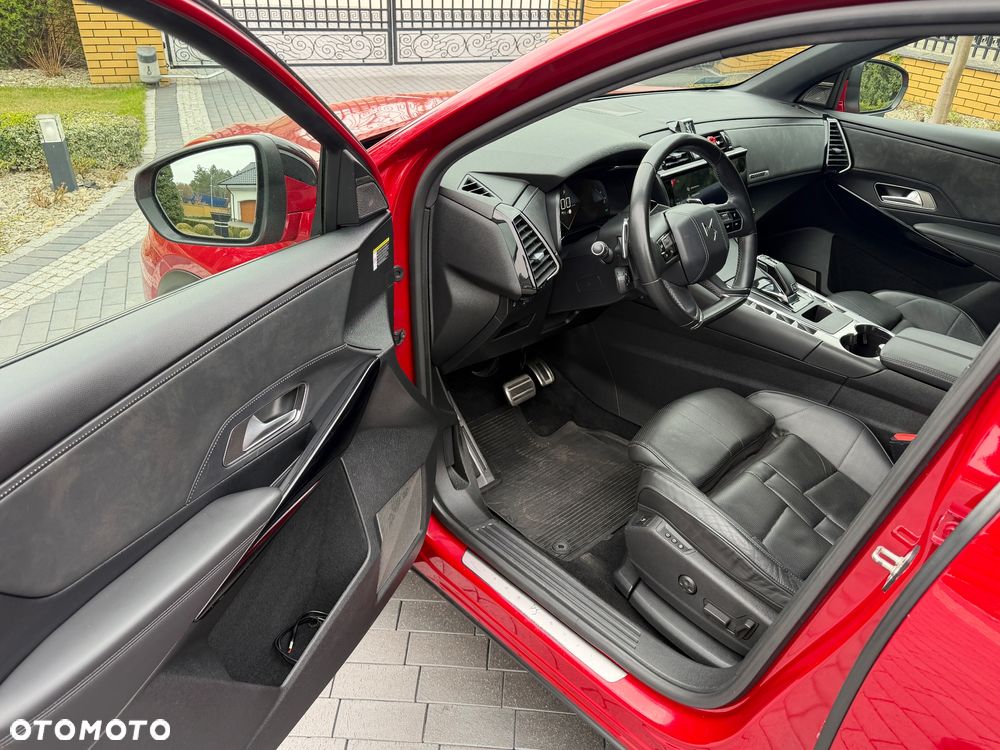 DS Automobiles DS 7 Crossback 1.6 PureTech GPF Performance Line + - 14