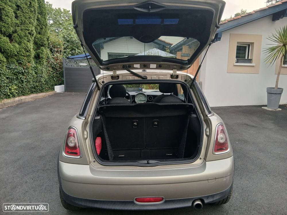 MINI 3 Portas One - 8