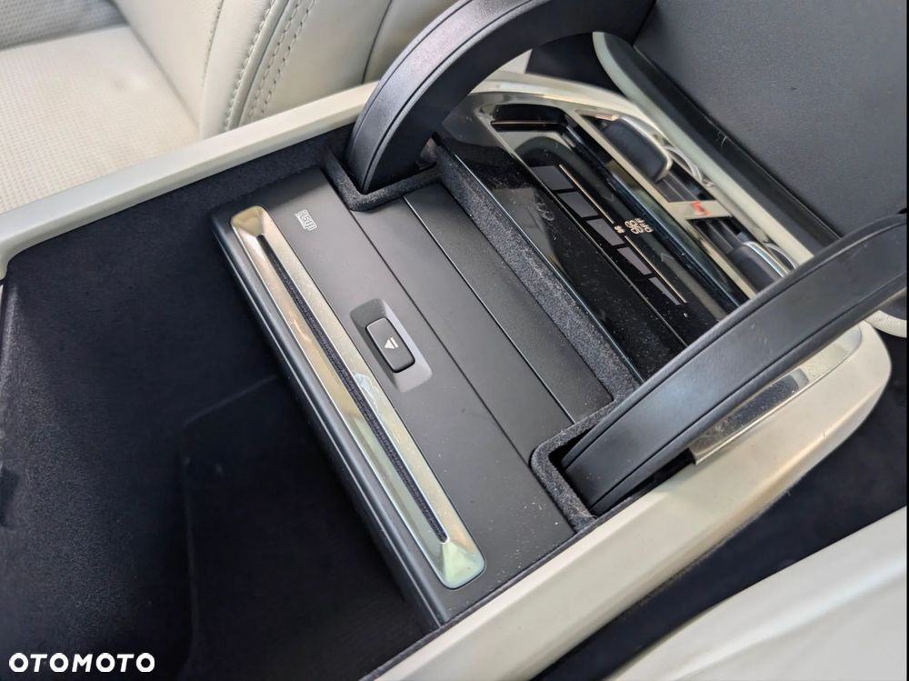 Volvo XC 90 - 33