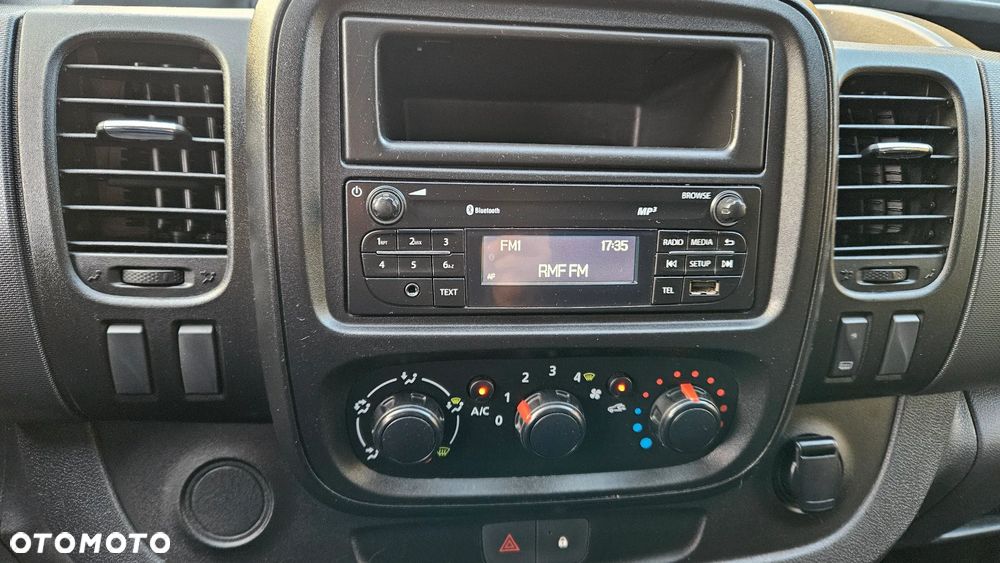 Renault Trafic 1,6 DCI L2H1 149 tys.km.!!!!! Kamera Klima Nawigacja - 17