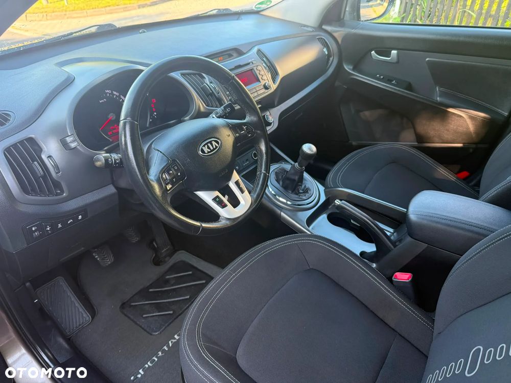 Kia Sportage 2.0 CVVT 4WD Spirit - 9