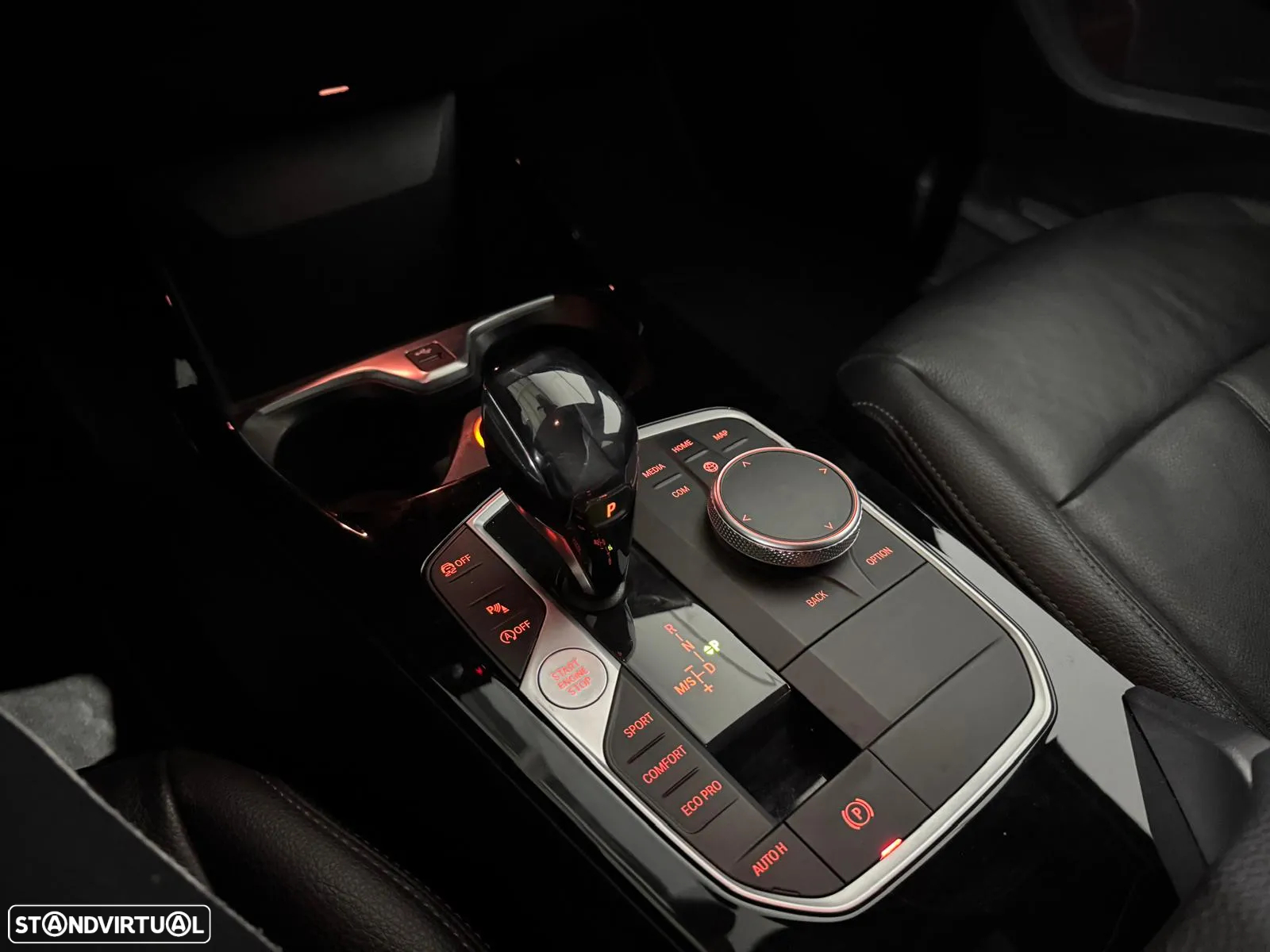 BMW 116 d Pack M Auto - 24