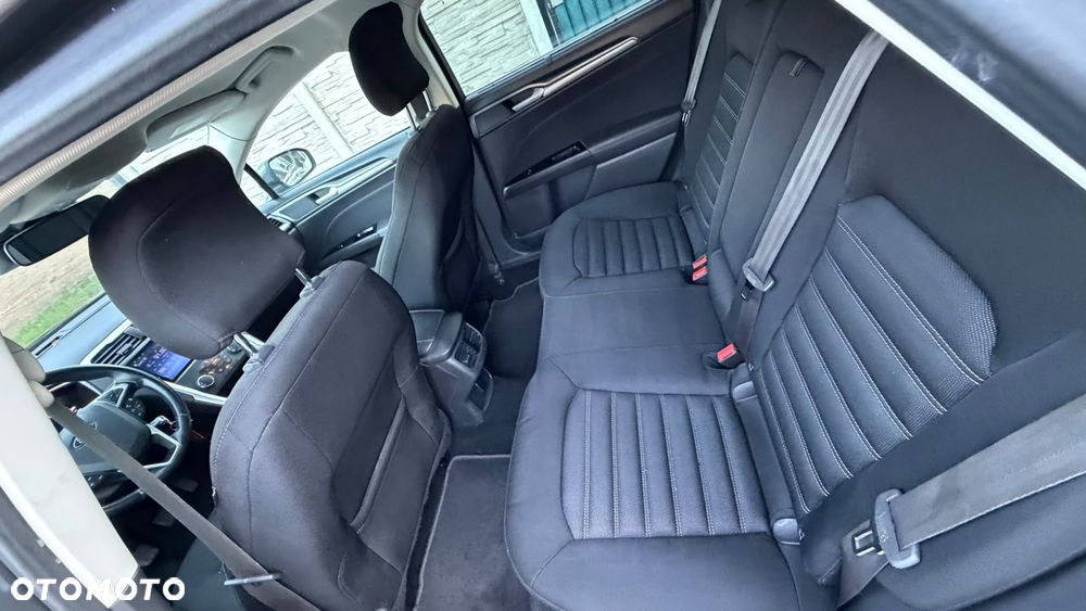 Ford Mondeo 2.0 TDCi STart-Stopp Titanium - 34