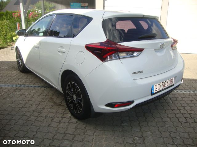 Toyota Auris 1.4 D-4D Dynamic - 7