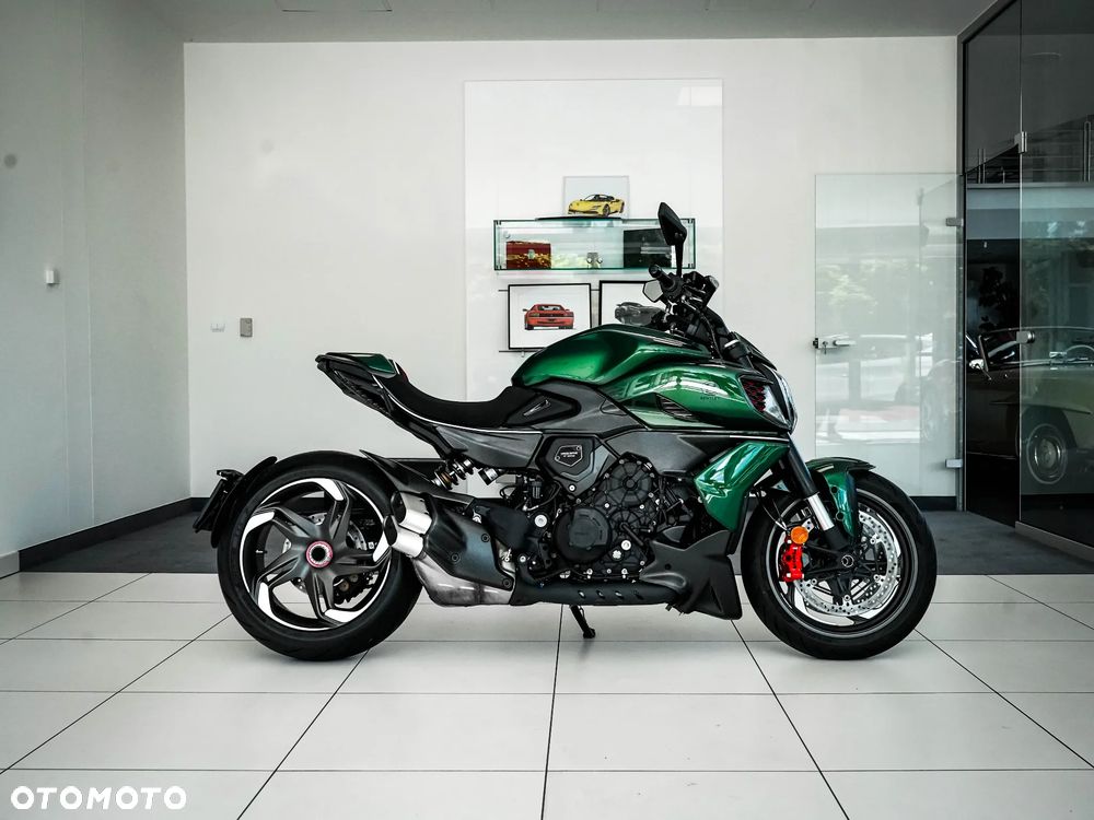 Ducati Diavel - 2