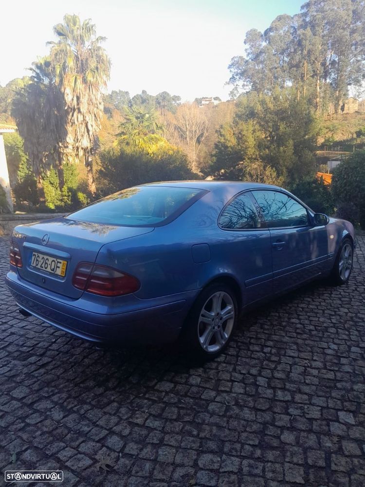 Mercedes-Benz CLK 230 - 6