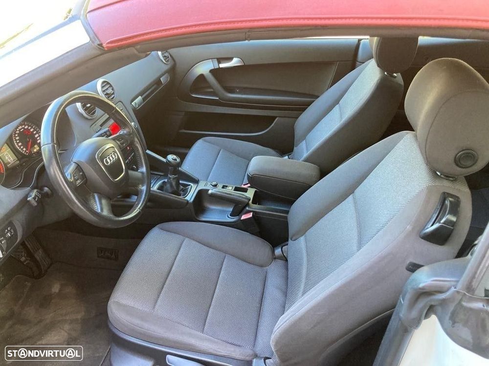 Audi A3 Cabrio 1.6 Attraction - 11