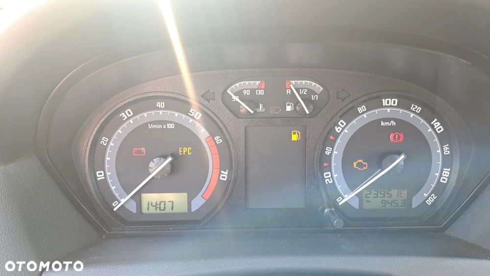 Skoda Fabia 1.2 12V Ambiente - 6