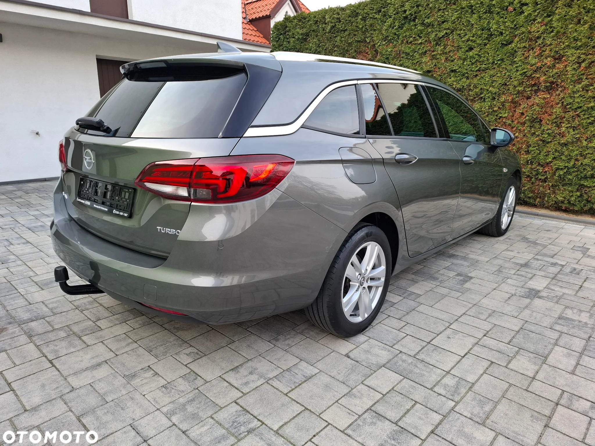 Opel Astra - 16
