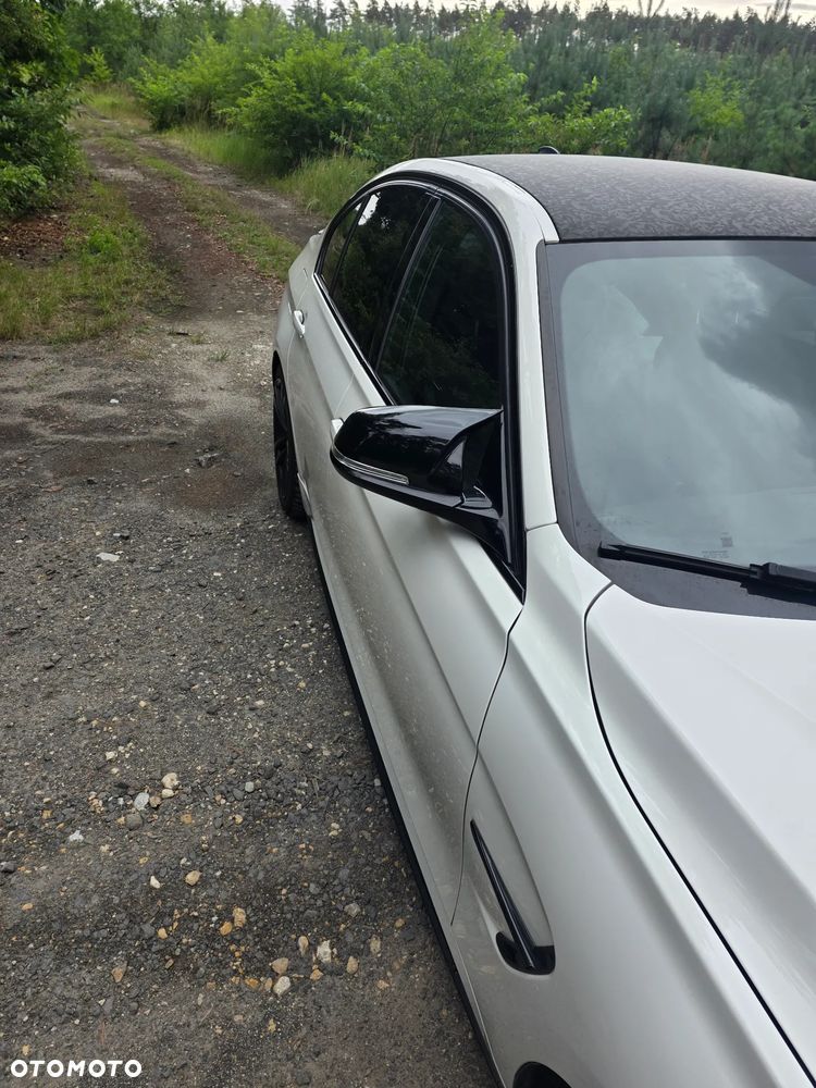 BMW Seria 3 318d M Sport Shadow - 10