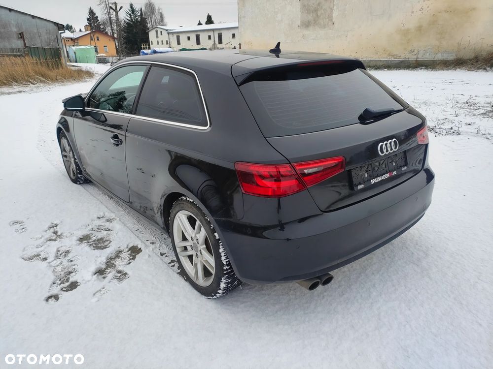 Audi A3 3-drzwiowe 1.4 TFSI cylinder on demand S tronic Ambiente - 2