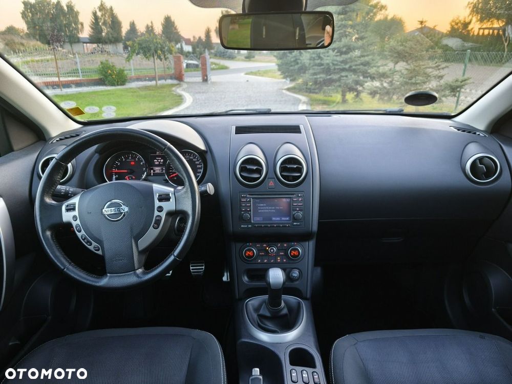 Nissan Qashqai - 13