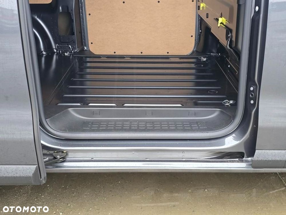 Opel Vivaro 2.2 CDTI XL 3,1t - 12