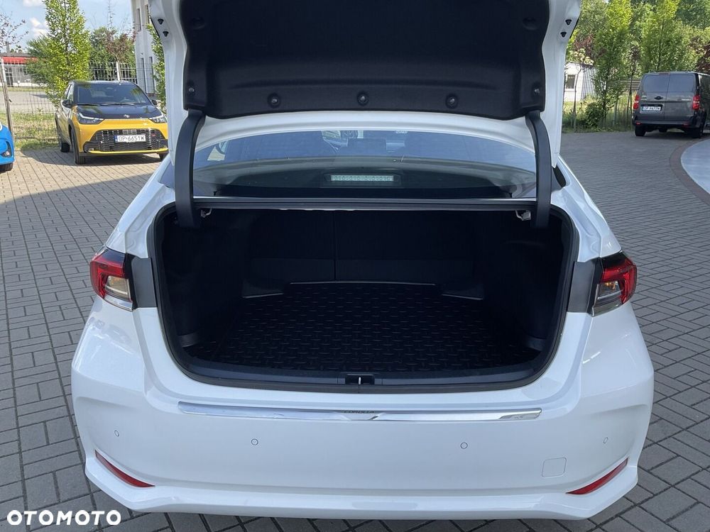 Toyota Corolla - 13