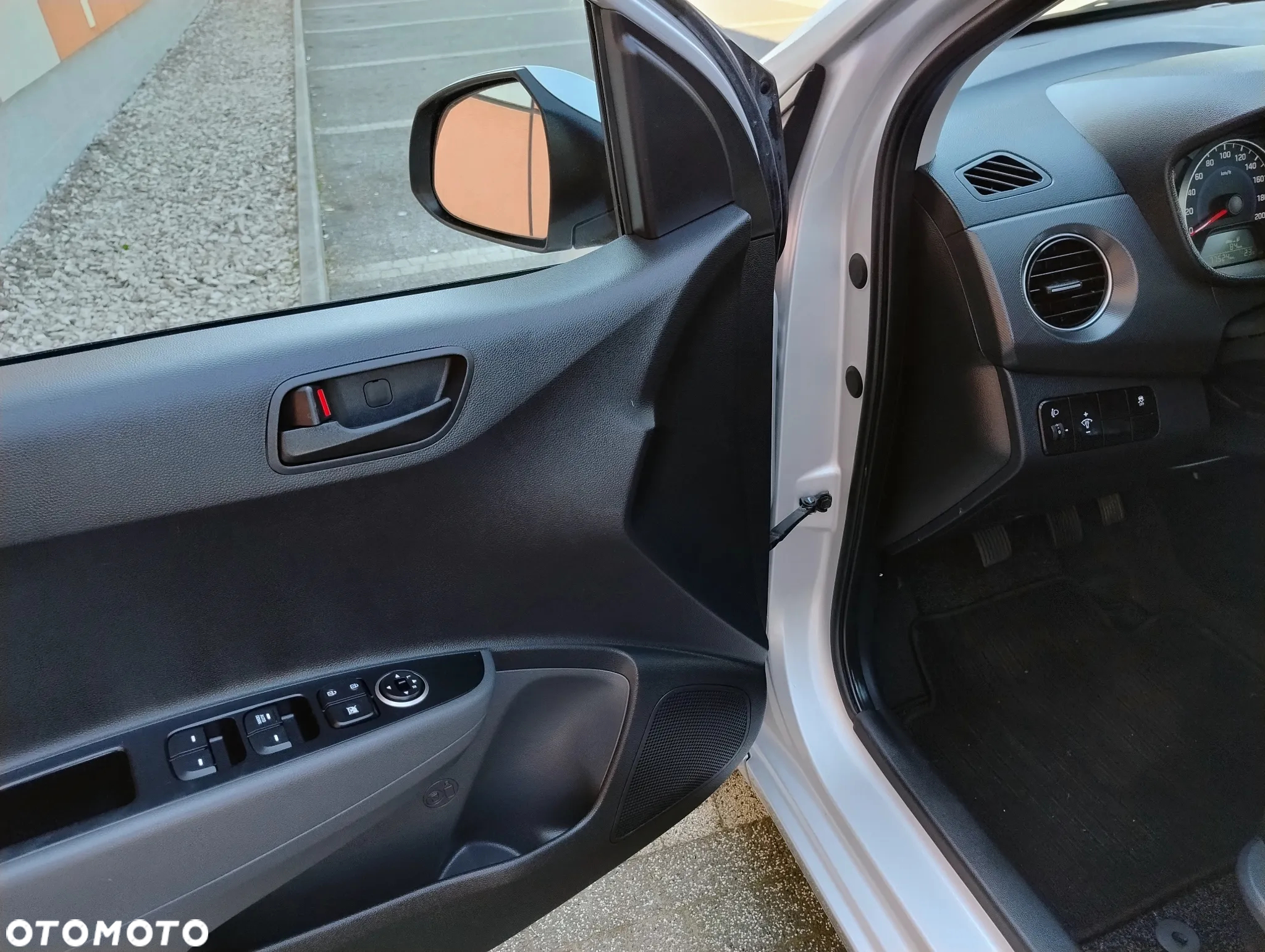 Hyundai i10 1.0 Trend - 16