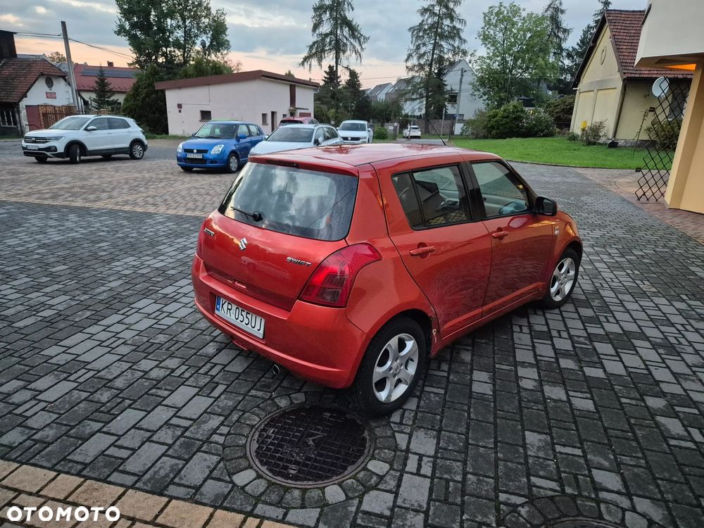 Suzuki Swift - 5