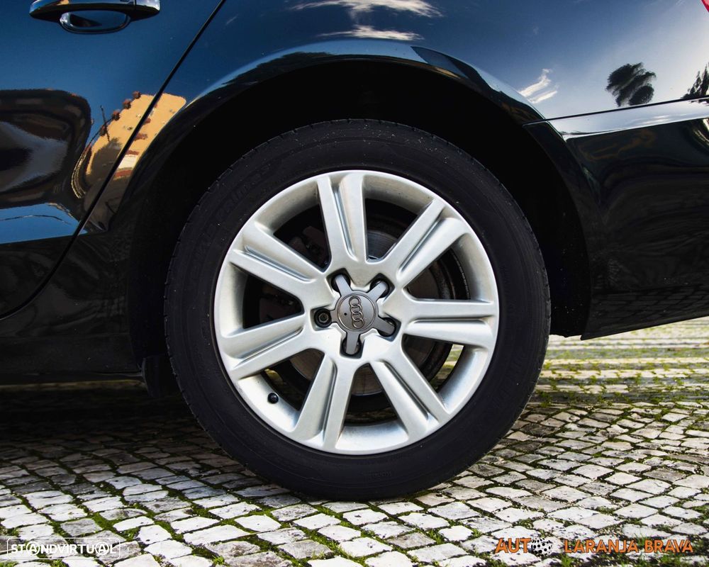 Audi A4 Avant 2.0 TDI - 31