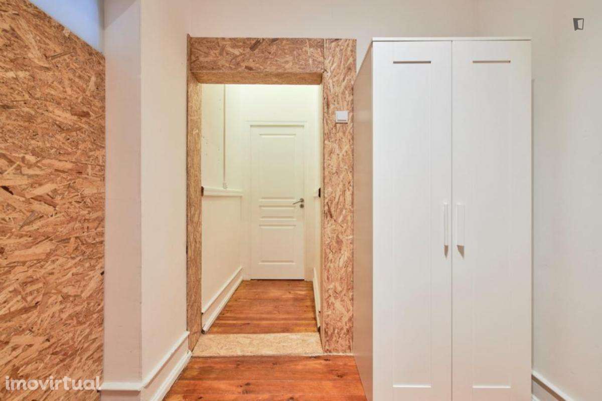 Quarto - localizado em Entrecampos Lisbon - Grande imagem: 5/14