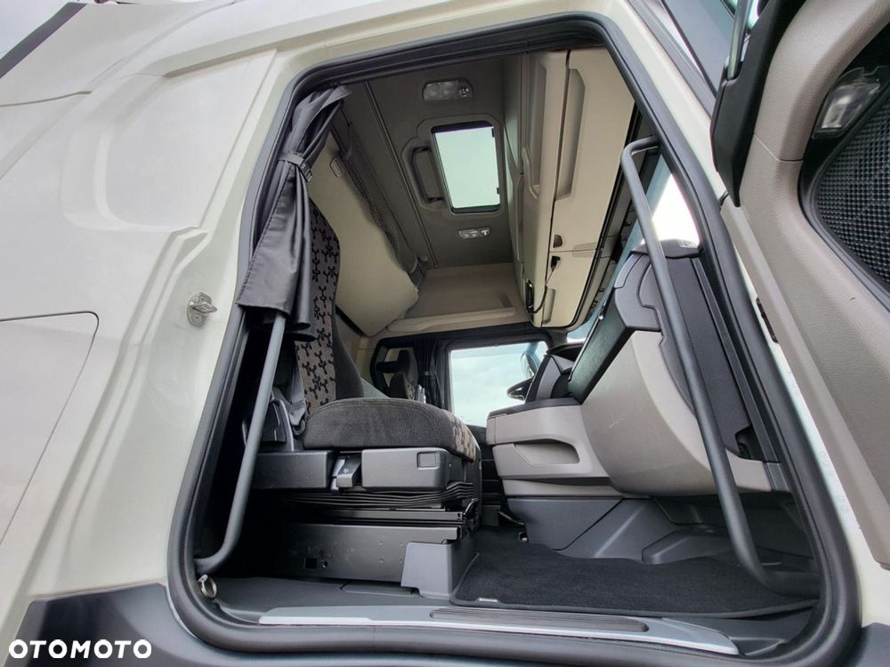 Scania S 460 A4x2EB Mega - 13