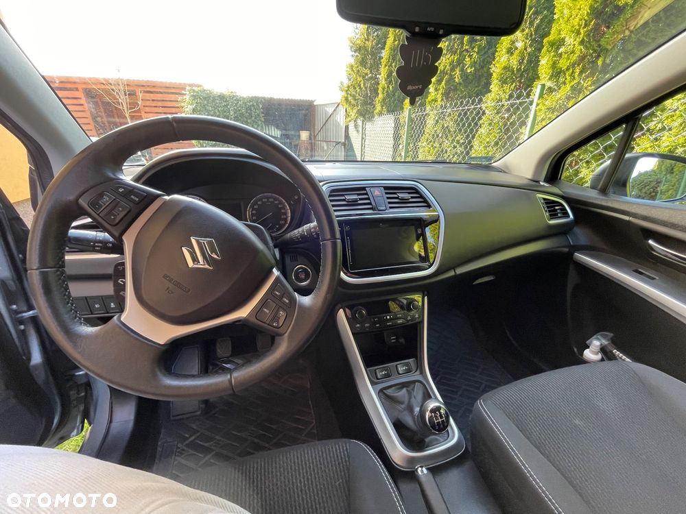 Suzuki SX4 S-Cross 1.0 T Premium - 15