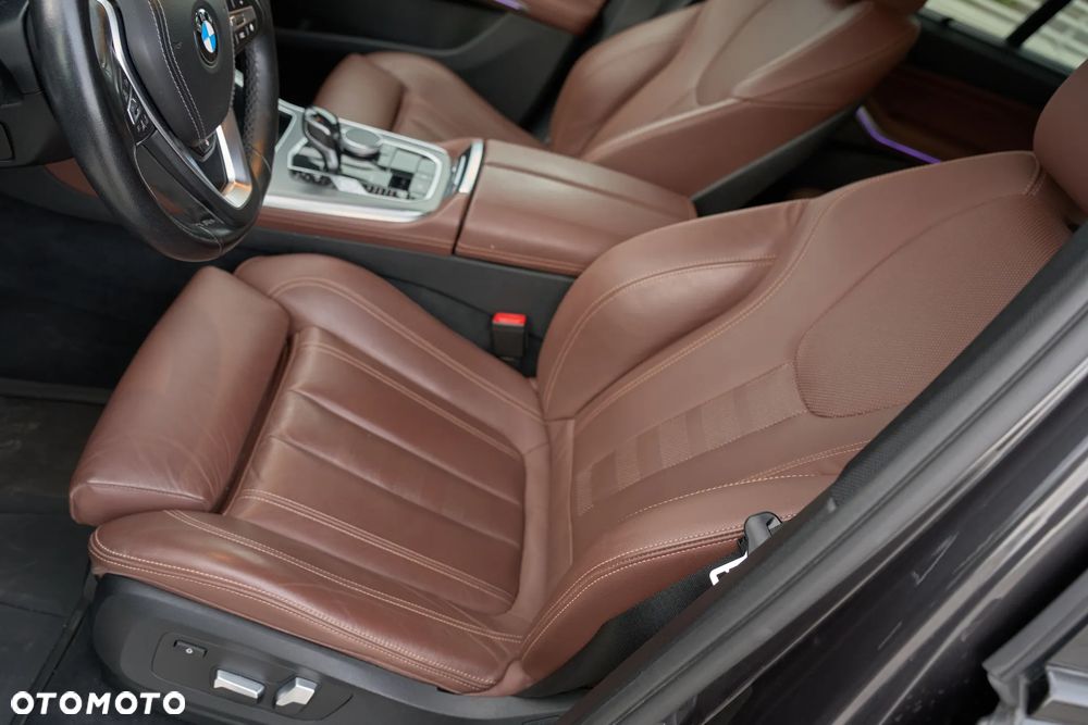 BMW X5 xDrive30d - 11