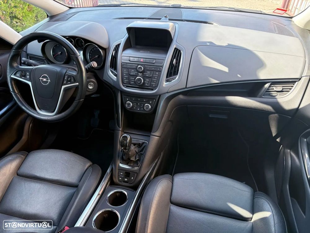Opel Zafira 1.6 CDTi Dynamic S/S - 32