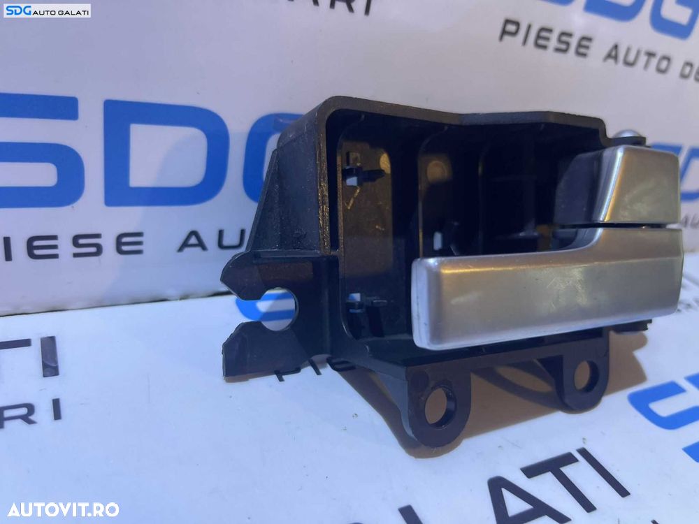 Clapeta Maner Interior Deschidere Usa Portiera Dreapta Spate Ford Focus 2 2004 - 2010 Cod 8M51-R22600-AA 8M51R22600AA - 1