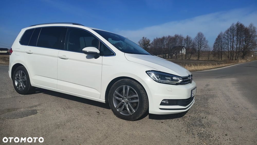 Volkswagen Touran - 8
