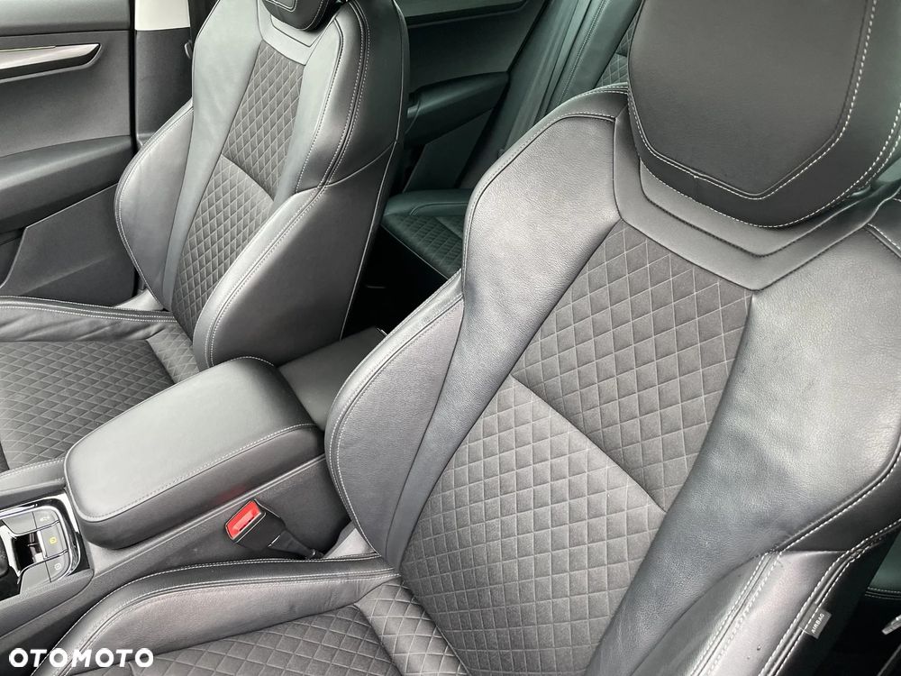 Skoda Karoq 1.5 TSI ACT 4x2 Style DSG - 11