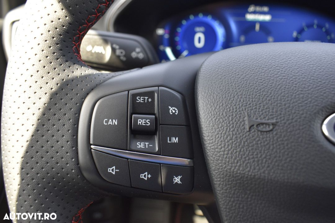 Ford Focus - 18