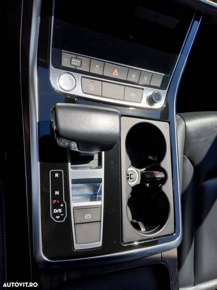 Audi Q8 - 15