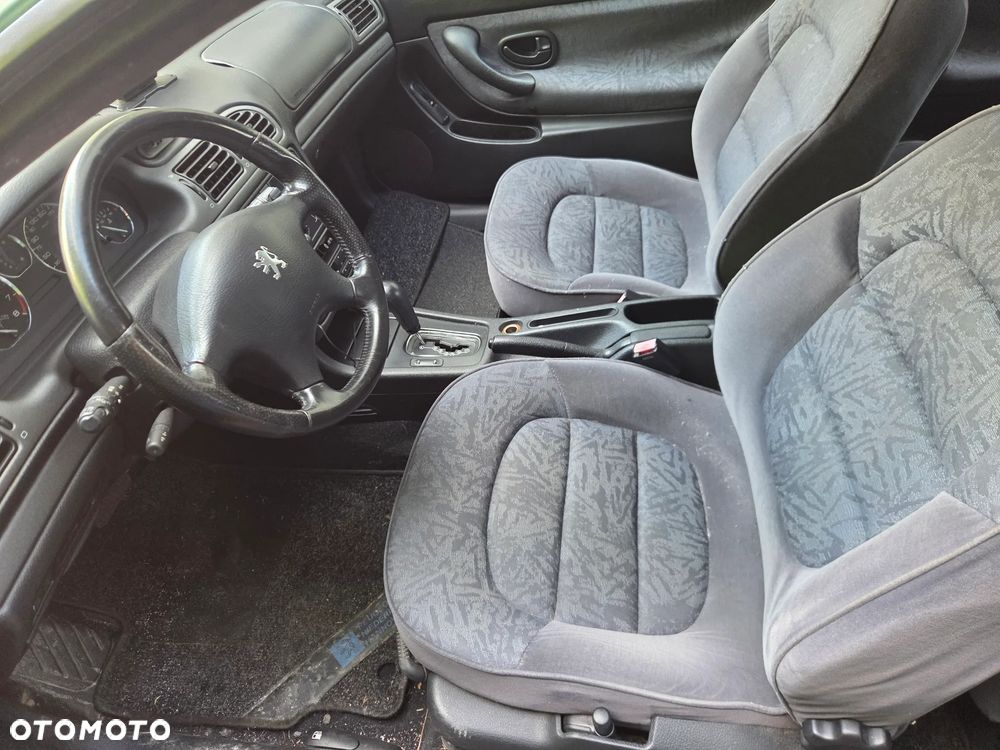 Peugeot 406 - 23