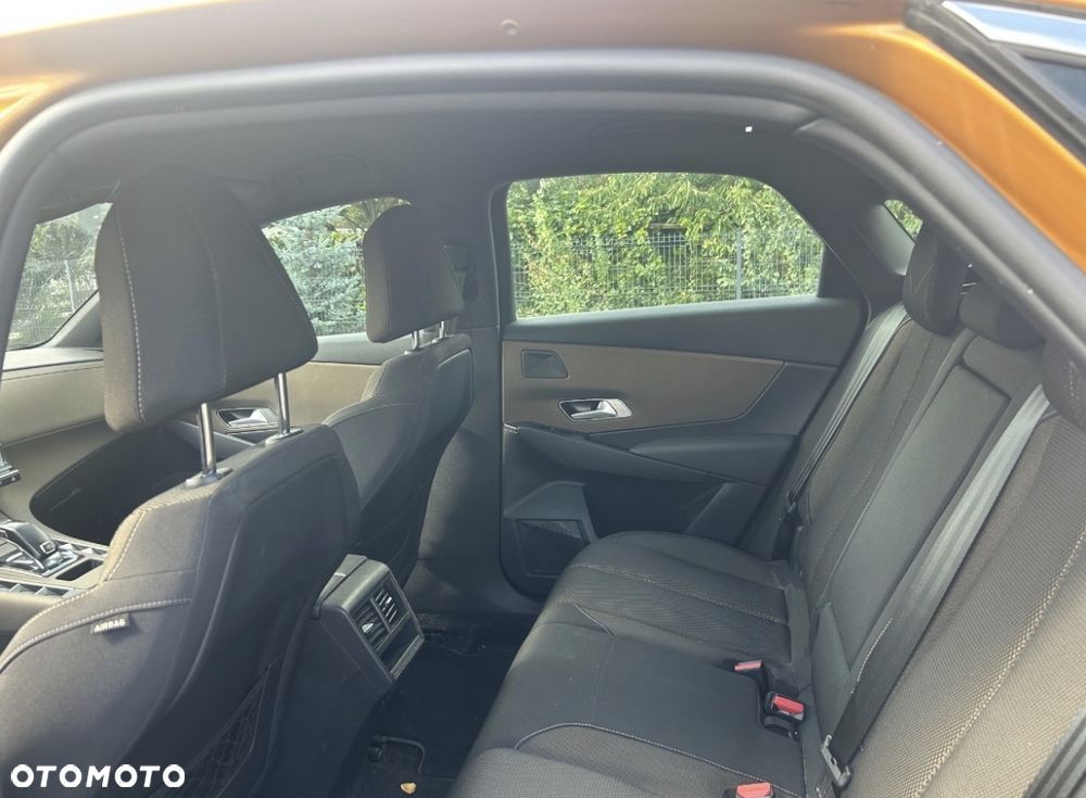 DS Automobiles DS 7 Crossback - 26