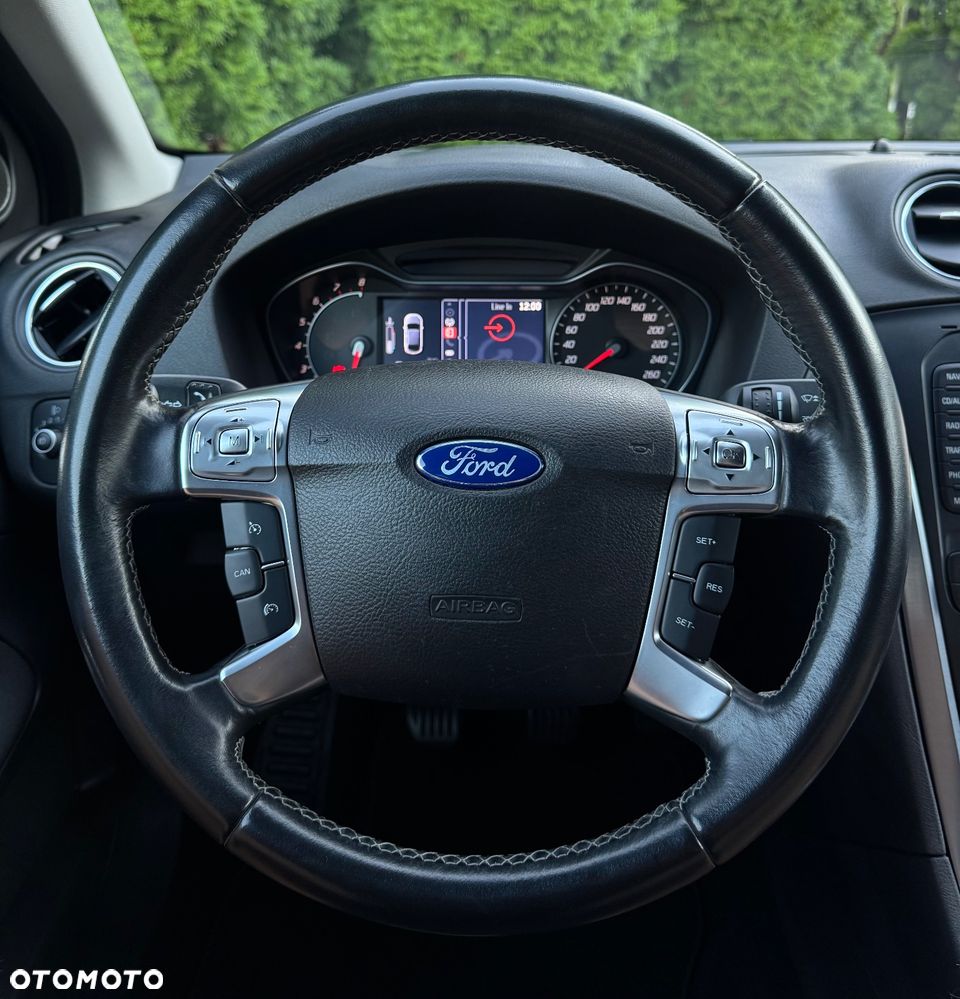 Ford Mondeo 1.6 T Titanium - 24