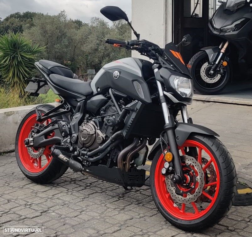Yamaha MT-07 - 7