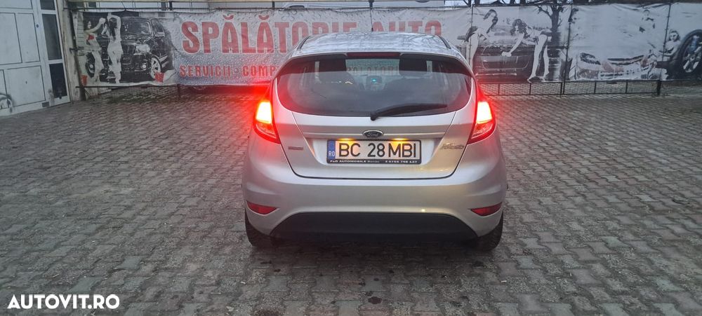 Ford Fiesta 1.6 TDCI DPF Titanium - 2
