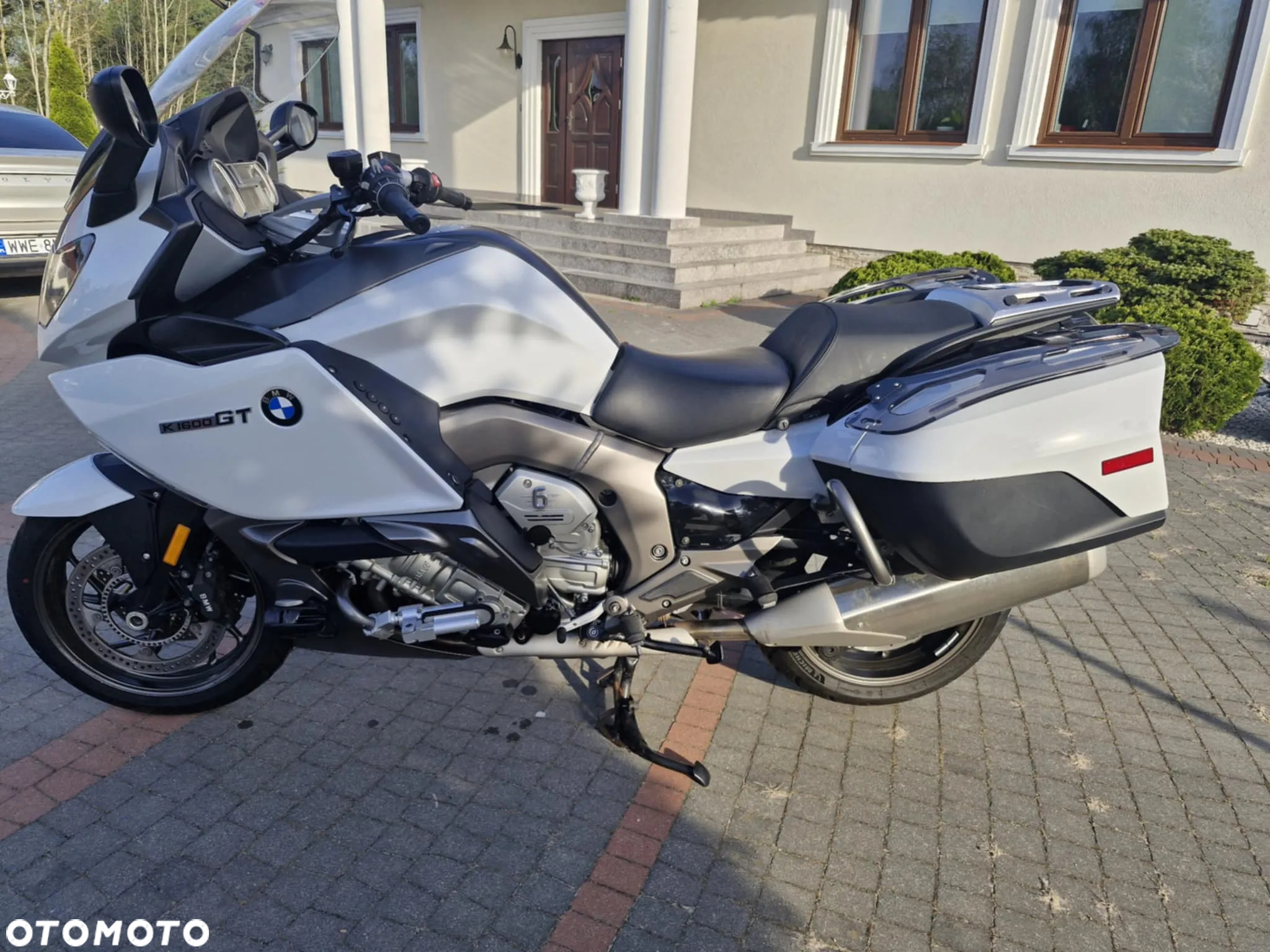 BMW K - 9