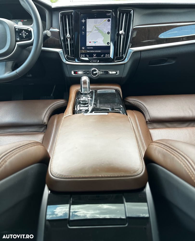 Volvo S90 T8 Recharge AWD Geartronic Inscription - 19