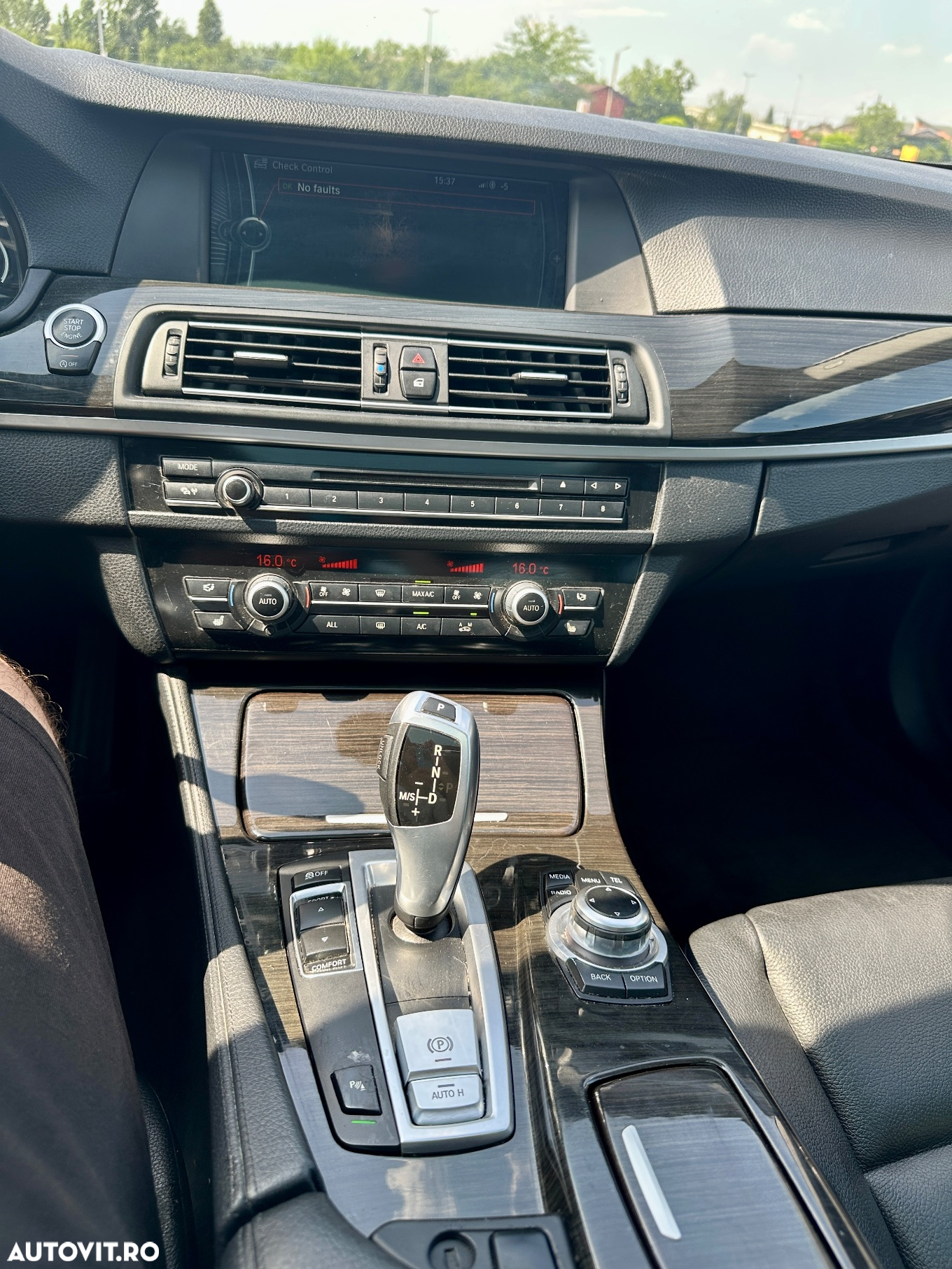 BMW Seria 5 520d - 11