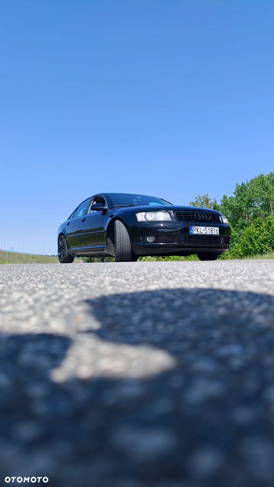 Audi A8 3.7 Quattro - 1