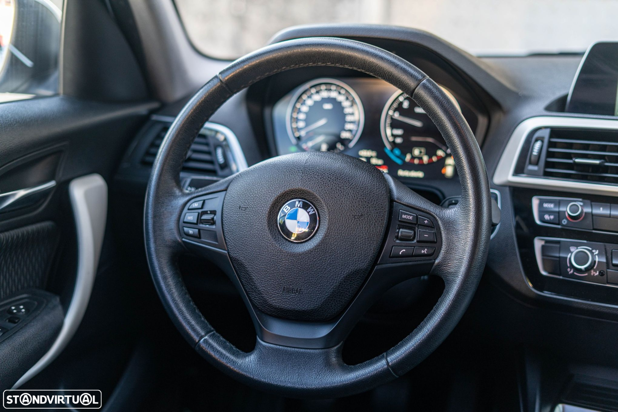 BMW 116 i Advantage - 9